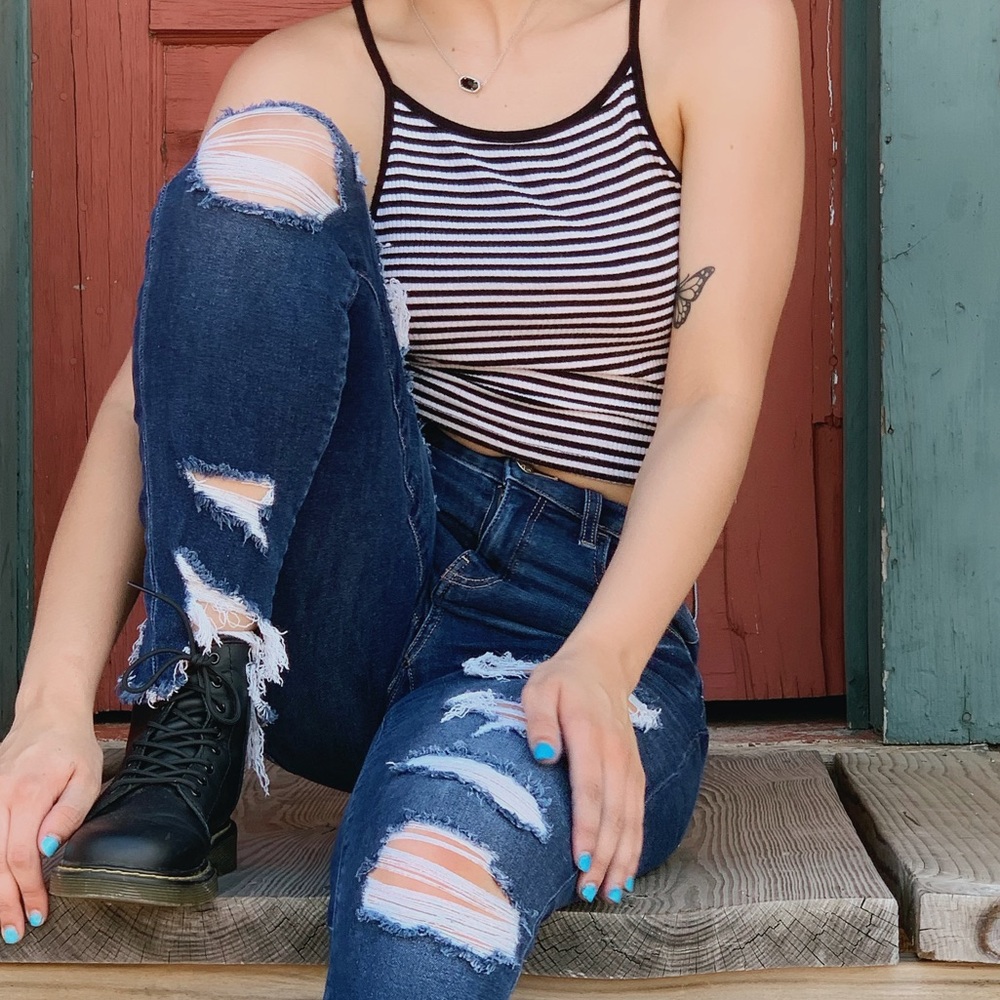 Black and white striped cropped tank top